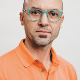 MacQuarie, Julius-Cezar 